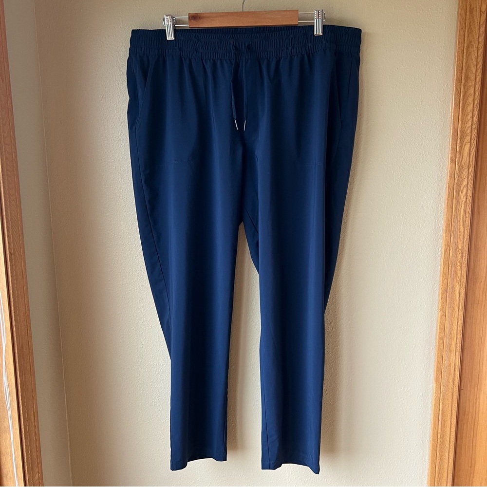 The North Face Women's Never Stop Wearing Ankle Pants Size XXL Navy Outdoor